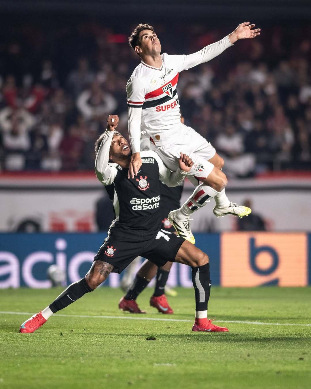 在线娱乐-关于费耶诺德国际比赛日强势反弹;志在欧冠名次提升;管理层满意;纪律约束更严格的信息