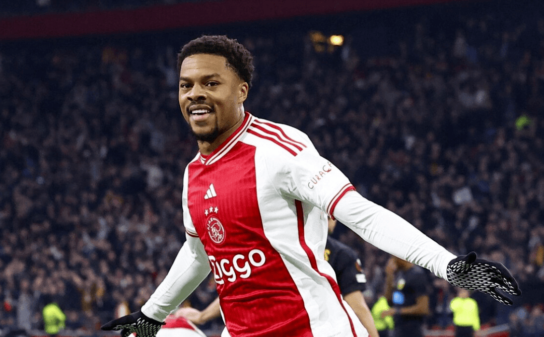 九游娱乐官网-阿贾克斯发布备战花絮，清晨绝杀压哨，意大利杯任务艰巨，临场指挥获称赞的简单介绍